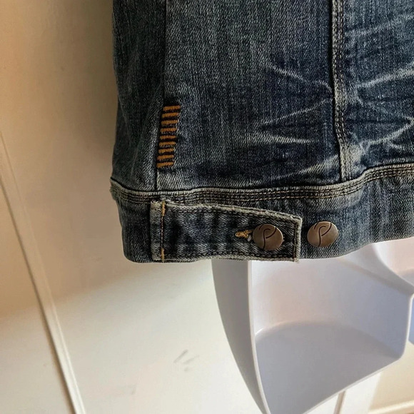 PAIGE JEAN VEST, distressed blue, size extra  small - Picture 7 of 12